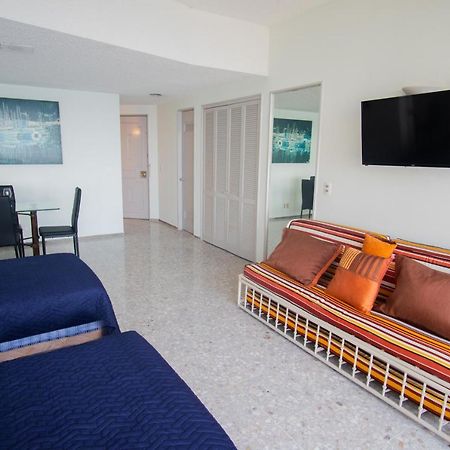 Suite Frente Al Mar En El Corazon De 阿卡普尔科 外观 照片
